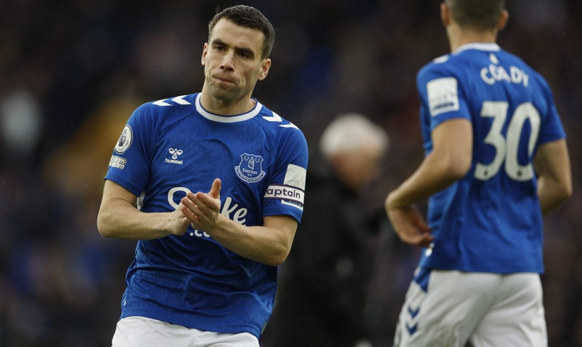 Everton: Seamus Coleman let Lampard down