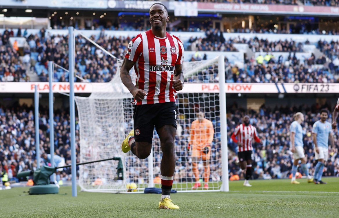 Chelsea are "looking" at Ivan Toney