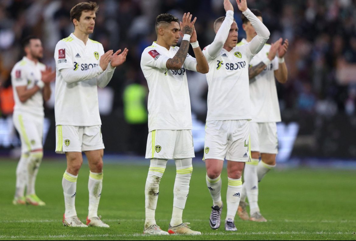 Sky Sports: Leeds pursuing "main target"